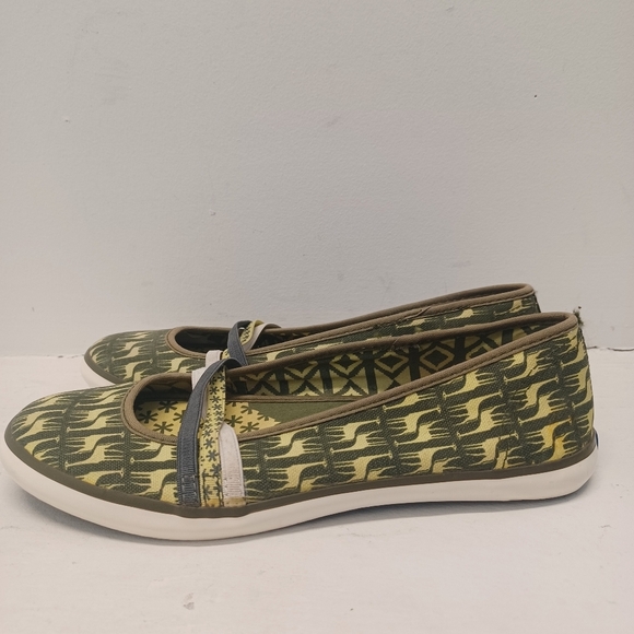 KEDS Eleanore Stylish Green and Yellow Women's Flats Slip-On Shoes Size US6 - Picture 1 of 8